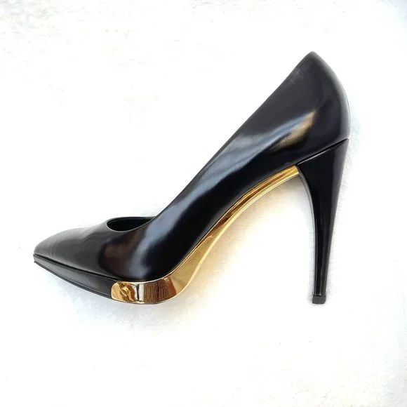 Auc Louis Vuitton Black Leather gold metal trim Pumps 7,5 Rare! $1000 - Picture 6 of 17